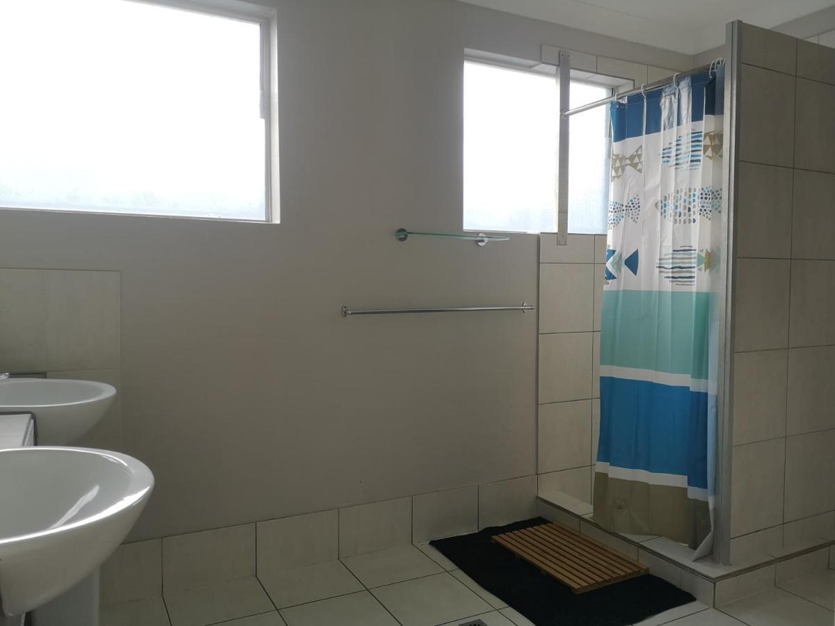Homely Hostel Gold Coast